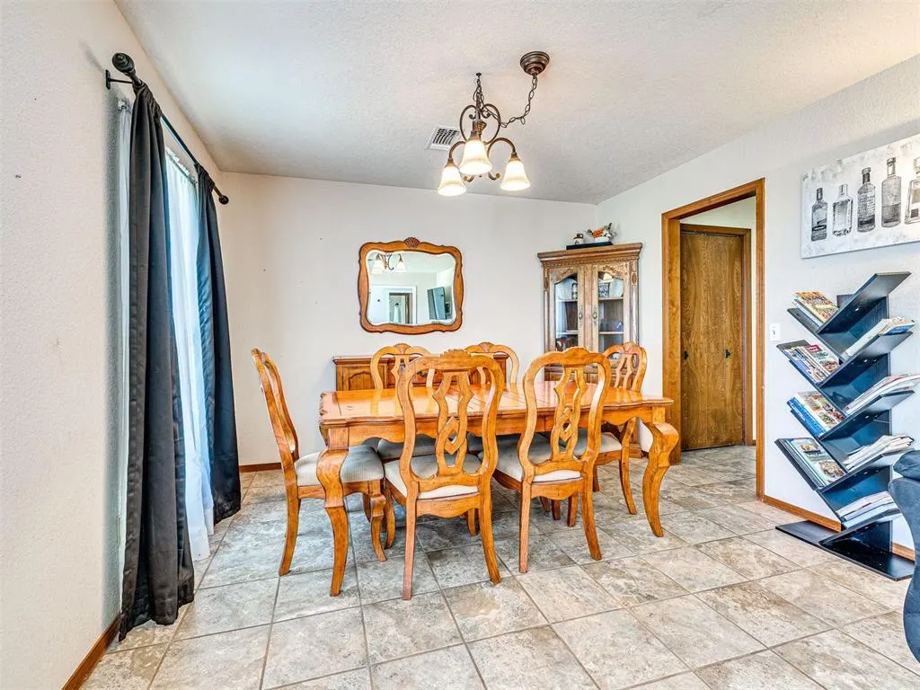 Photo 8 — 43310 Hazel Dell Road, Meeker, OK 74855