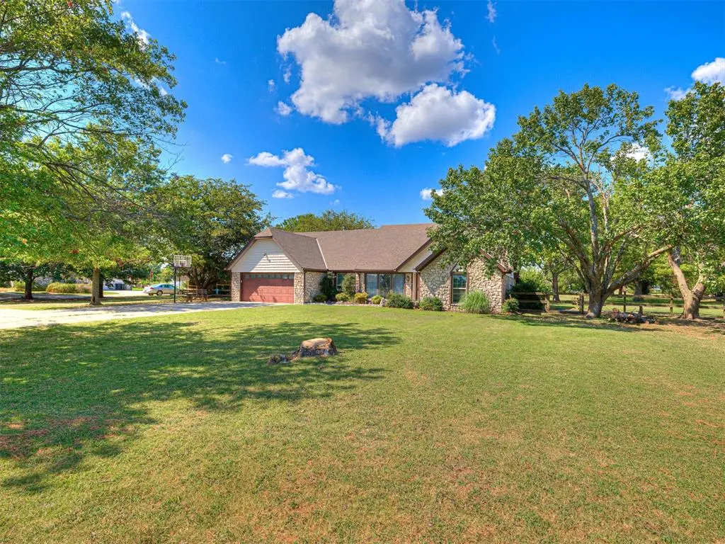 Photo 37 — 43310 Hazel Dell Road, Meeker, OK 74855