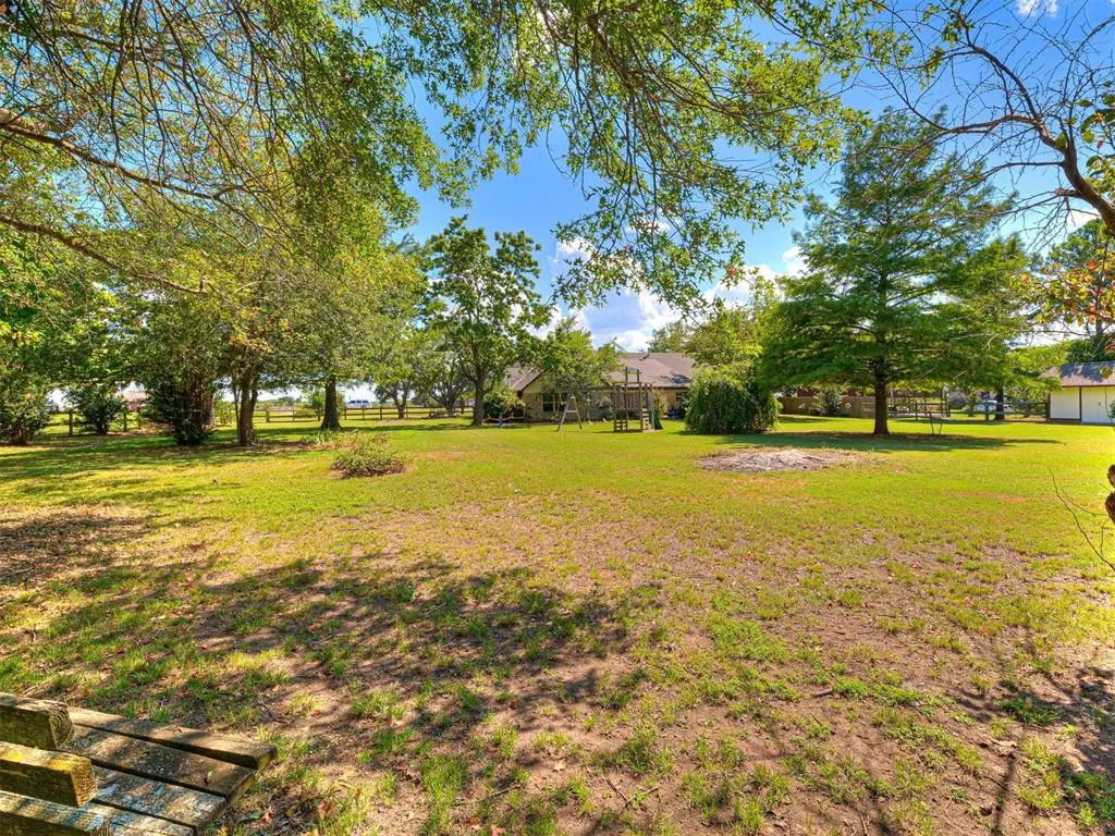 Photo 43 — 43310 Hazel Dell Road, Meeker, OK 74855