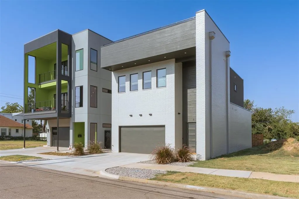 Photo 2 — 923 N Francis Avenue, Oklahoma City, OK 73106