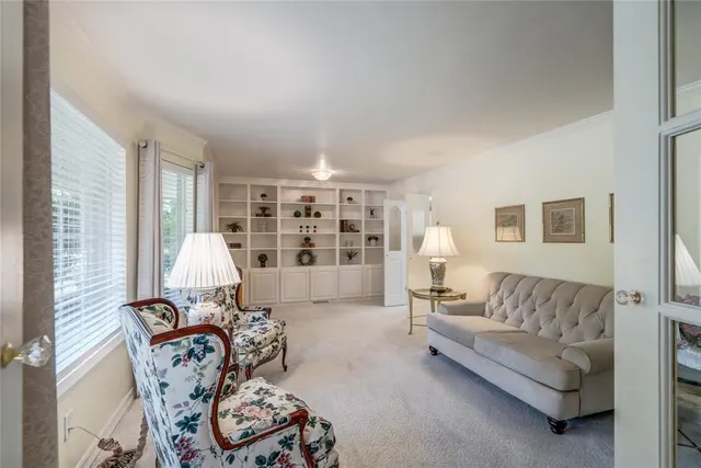 Photo 6 — 8805 Salsbury Lane, Oklahoma City, OK 73132