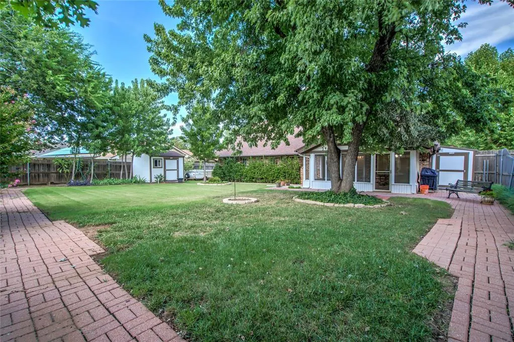 Photo 41 — 8805 Salsbury Lane, Oklahoma City, OK 73132