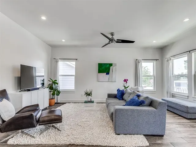 Photo 7 — 1621 NE Euclid Street, Oklahoma City, OK 73117