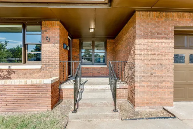 Photo 4 — 2309 W Glenhaven Drive, Midwest City, OK 73110