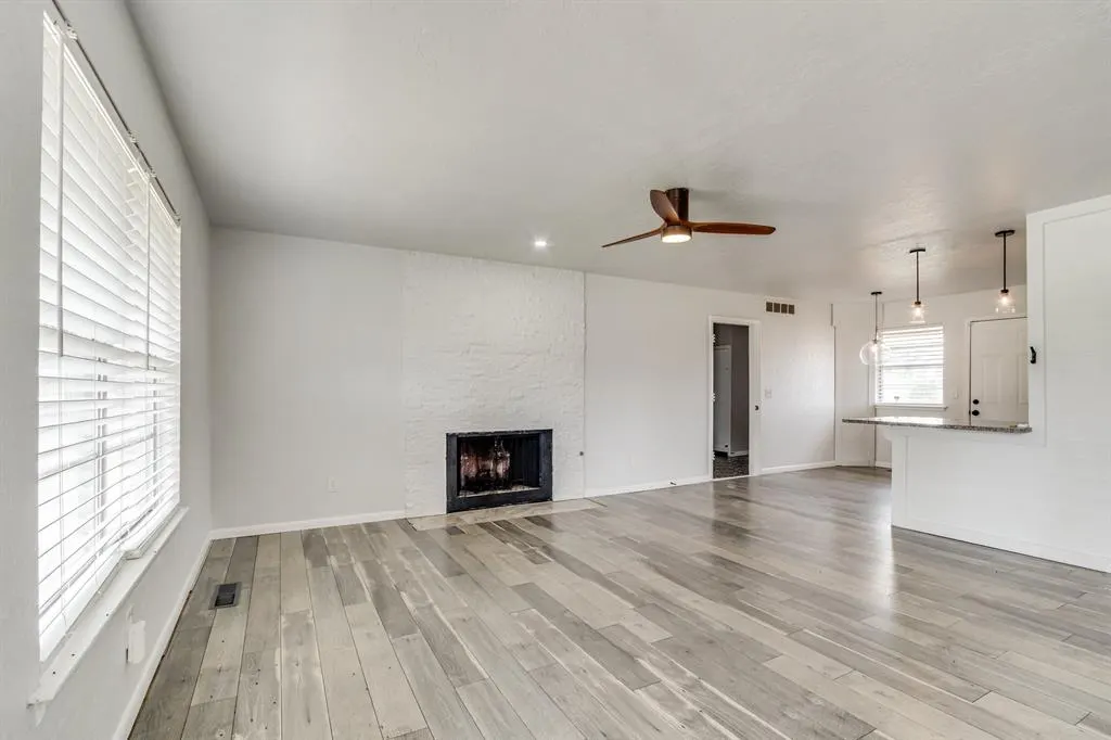 Photo 4 — 4101 NW 62nd Terrace, Oklahoma City, OK 73112