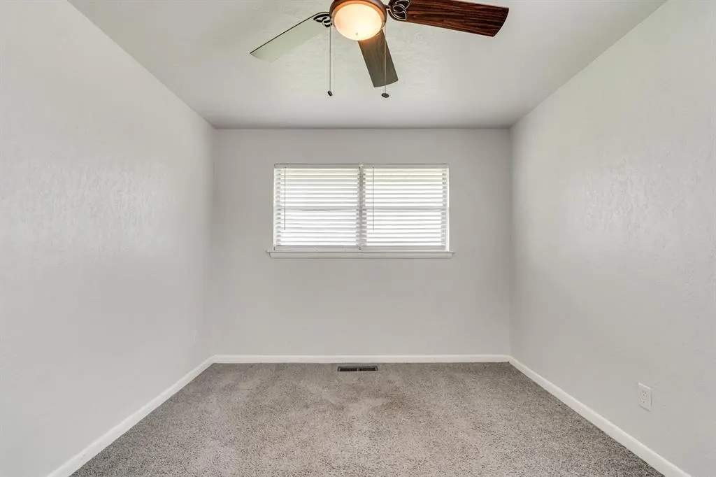 Photo 19 — 4101 NW 62nd Terrace, Oklahoma City, OK 73112