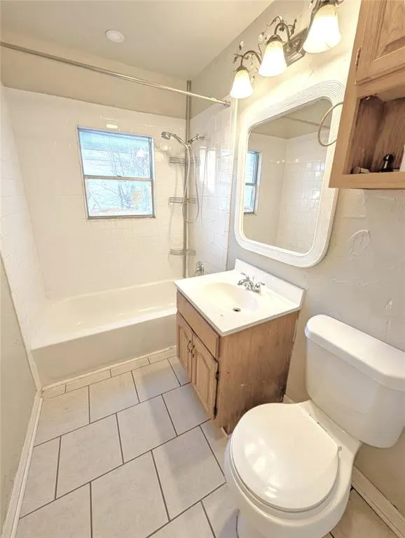 Photo 13 — 4908 N College Avenue, Bethany, OK 73008
