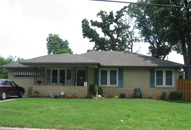 Front exterior — 2910 N College Avenue, Bethany, OK 73008