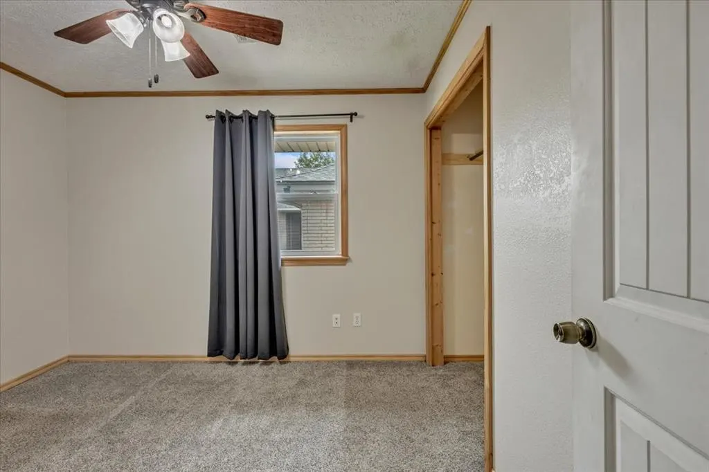 Photo 16 — 6804 NW 25th Street, Bethany, OK 73008