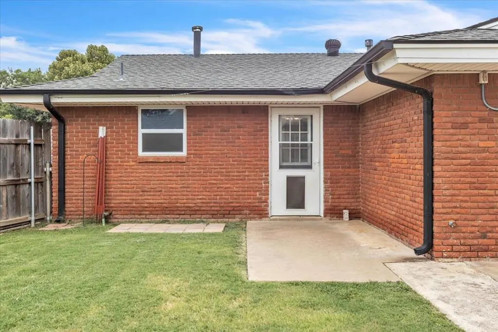 Photo 25 — 6804 NW 25th Street, Bethany, OK 73008