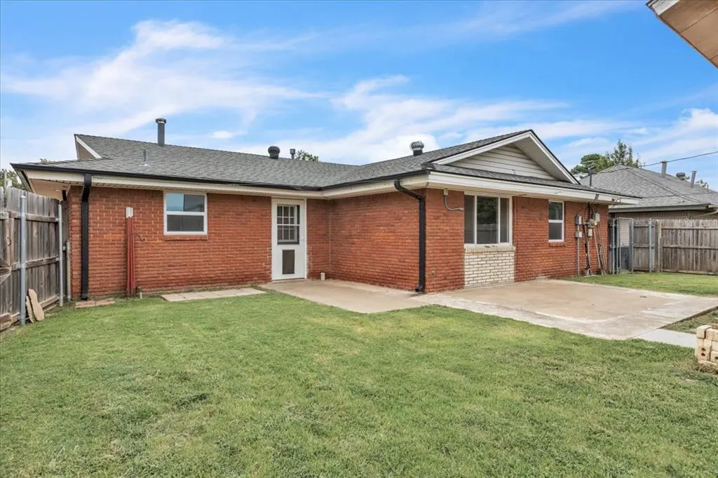 Photo 26 — 6804 NW 25th Street, Bethany, OK 73008