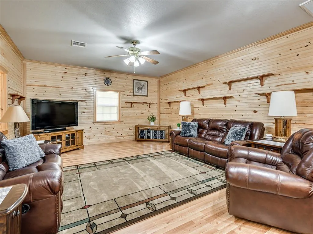 Photo 6 — 21432 Ina Place, Tecumseh, OK 74873