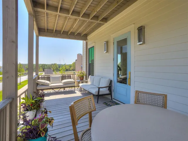 Photo 5 — 36 Hill Street, Carlton Landing, OK 74432