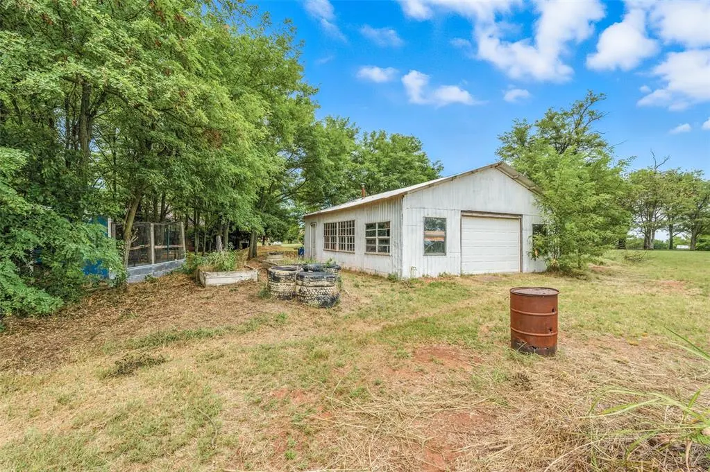 Photo 33 — 967 Honeysuckle Drive, Tuttle, OK 73089