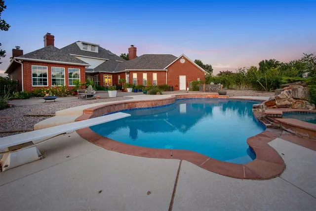 Photo 3 — 4001 Saint Croix Drive, Edmond, OK 73025