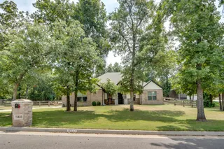 Sold home at 15400 SE 49th Street