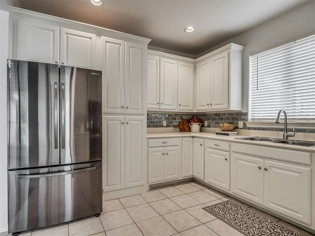 Photo 14 — 733 Longmeadow Lane, Edmond, OK 73003