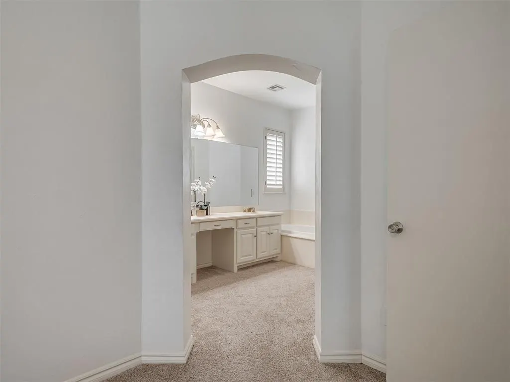 Photo 23 — 733 Longmeadow Lane, Edmond, OK 73003