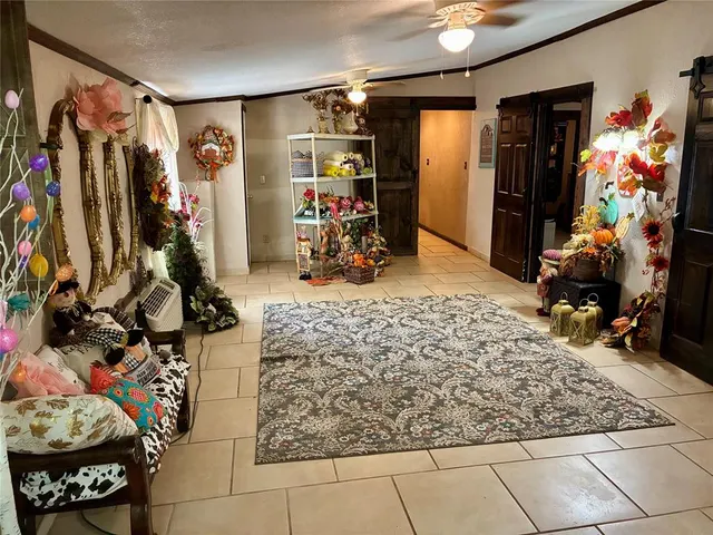 Photo 8 — 21508 S Frontage Road, Foss, OK 73647