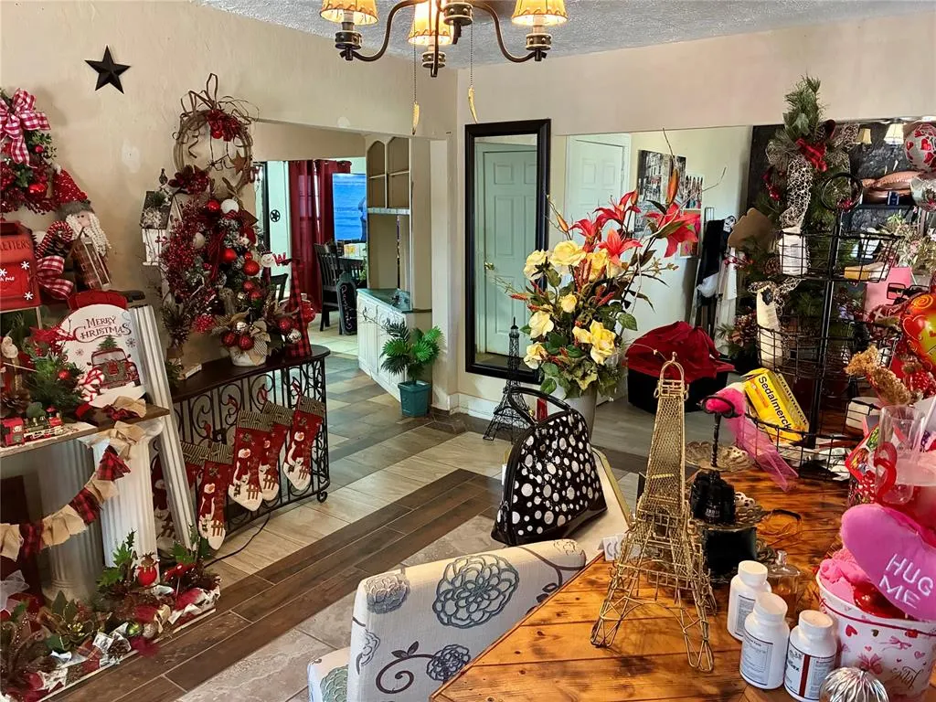 Photo 23 — 21508 S Frontage Road, Foss, OK 73647