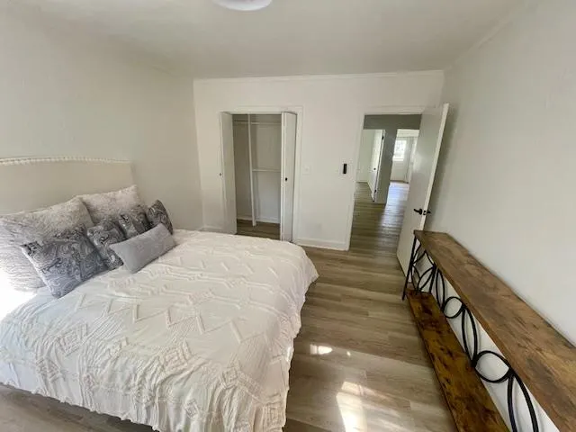Photo 10 — 215 N Washington, Hobart, OK 73651