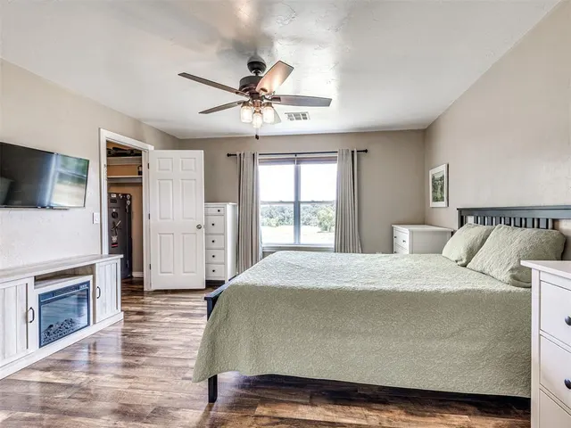Photo 8 — 30138 Shorter Lane, Macomb, OK 74852