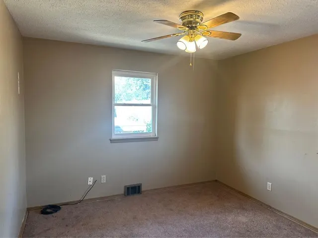 Photo 8 — 1005 SW 67th Street, Oklahoma City, OK 73139