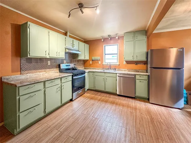 Photo 5 — 713 S Mahan Avenue, El Reno, OK 73036