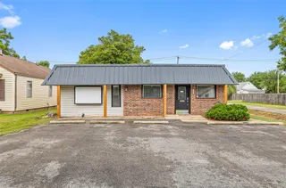 Sold home at 1600 S Choctaw Avenue
