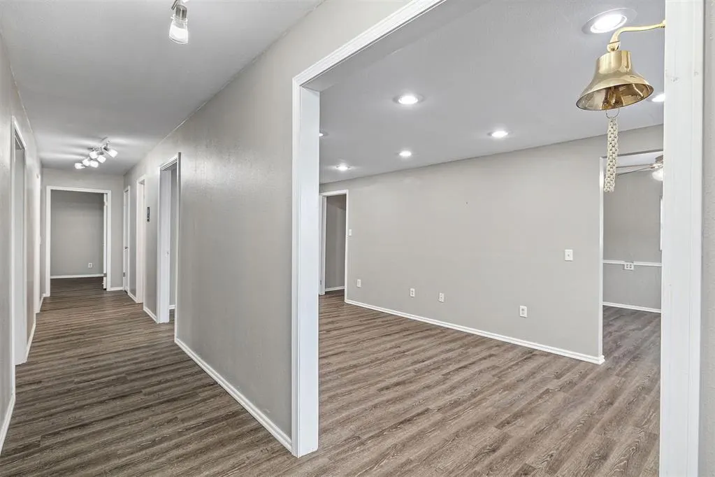 Photo 12 — 1600 S Choctaw Avenue, El Reno, OK 73036