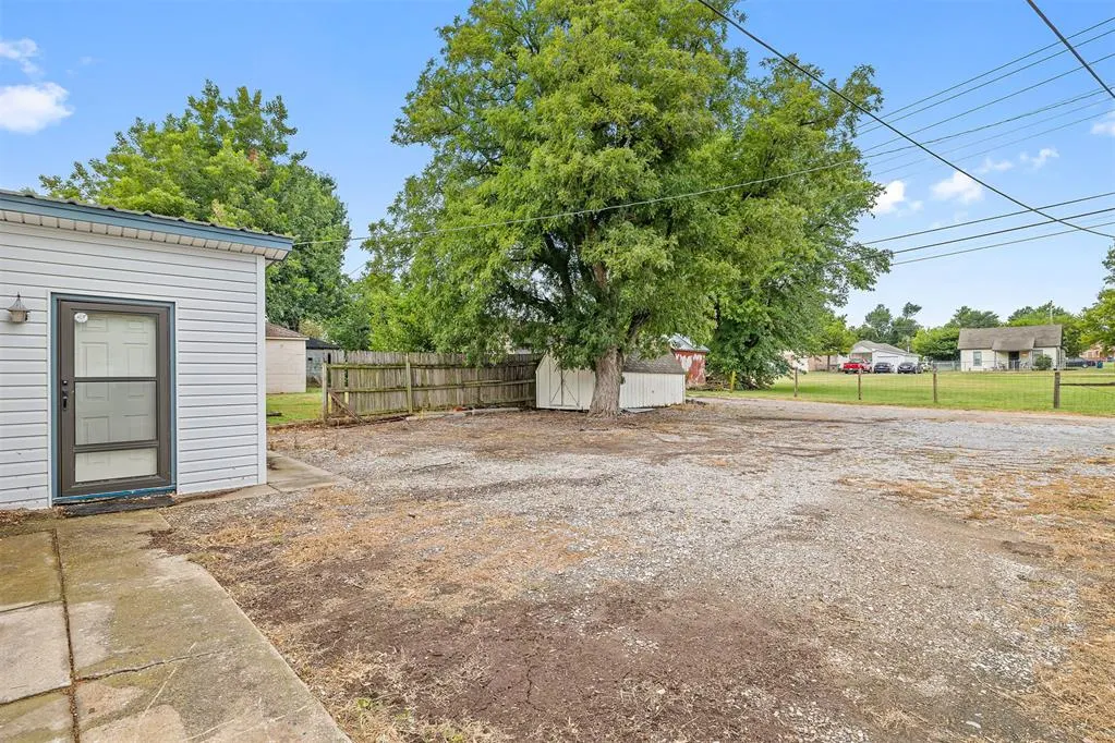 Photo 19 — 1600 S Choctaw Avenue, El Reno, OK 73036
