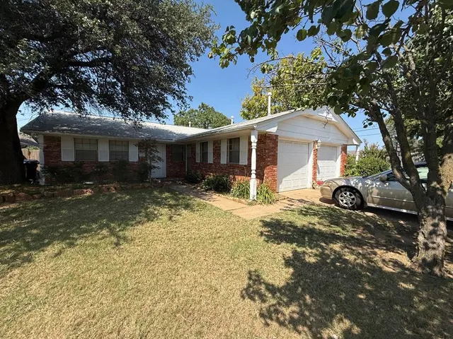Photo 3 — 1101 NW 103rd Street, Oklahoma City, OK 73114