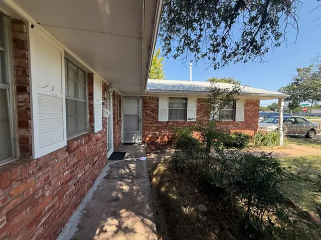 Photo 4 — 1101 NW 103rd Street, Oklahoma City, OK 73114