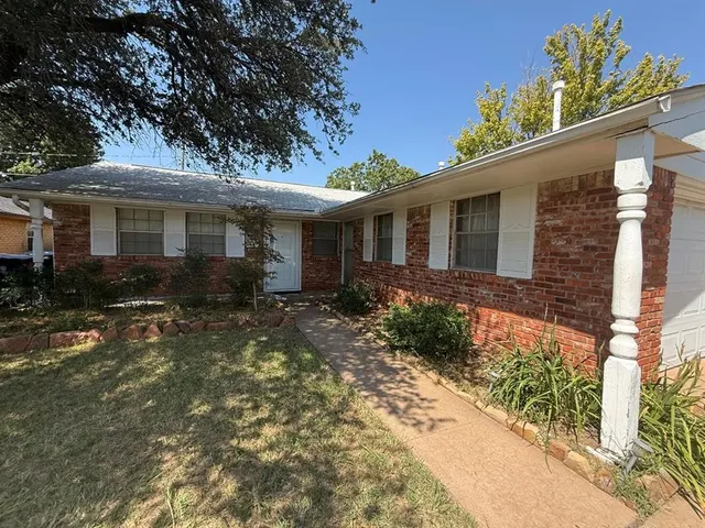 Photo 5 — 1101 NW 103rd Street, Oklahoma City, OK 73114