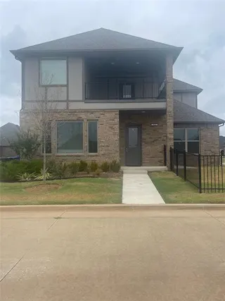 Sold home at 3325 Enclave Place