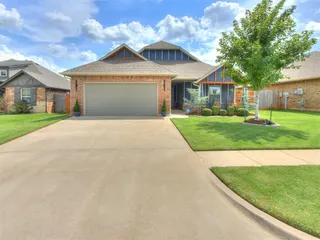 Sold home at 8808 SW 41 Terrace