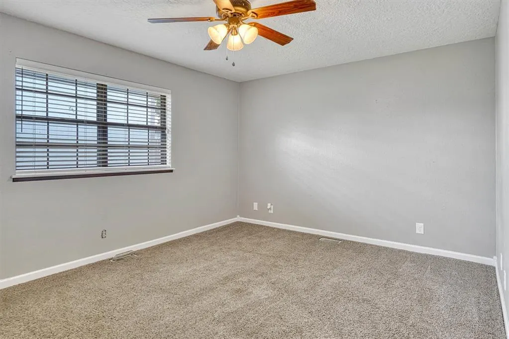 Photo 31 — 1002 Mac Drive, Elk City, OK 73644