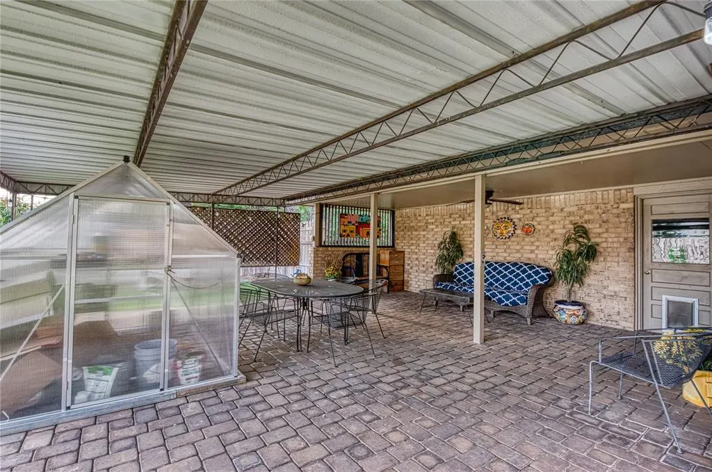 Photo 7 — 1304 Lynnwood Drive, Elk City, OK 73644