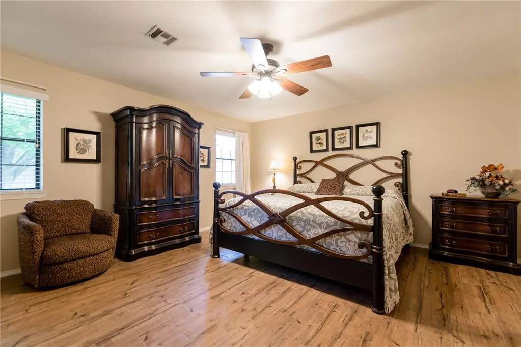 Photo 13 — 1304 Lynnwood Drive, Elk City, OK 73644