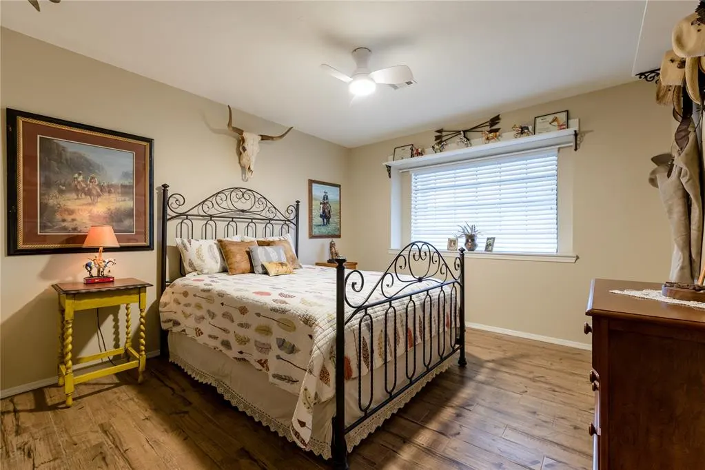 Photo 17 — 1304 Lynnwood Drive, Elk City, OK 73644