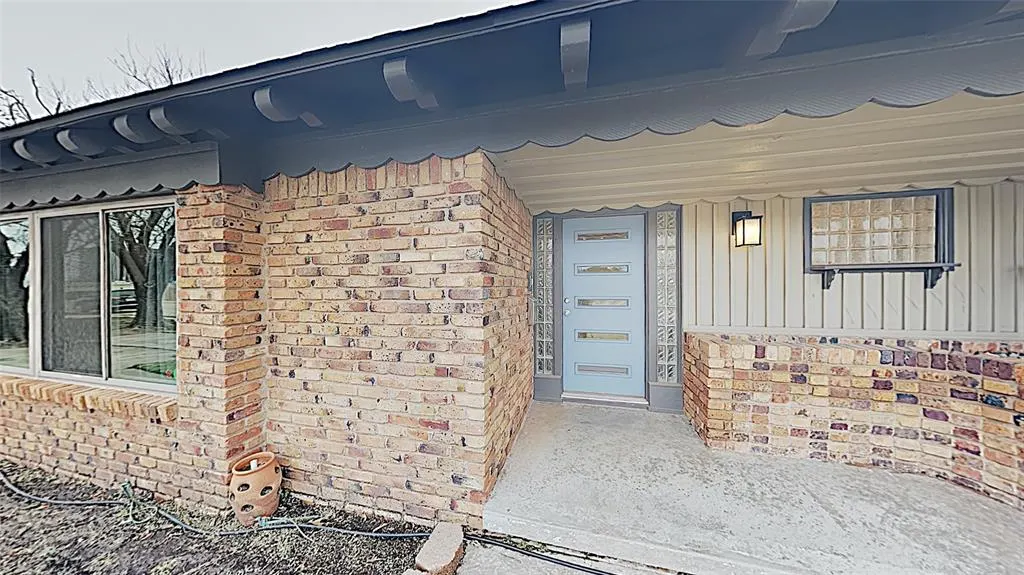 Photo 2 — 6228 N Grand Boulevard, Oklahoma City, OK 73112