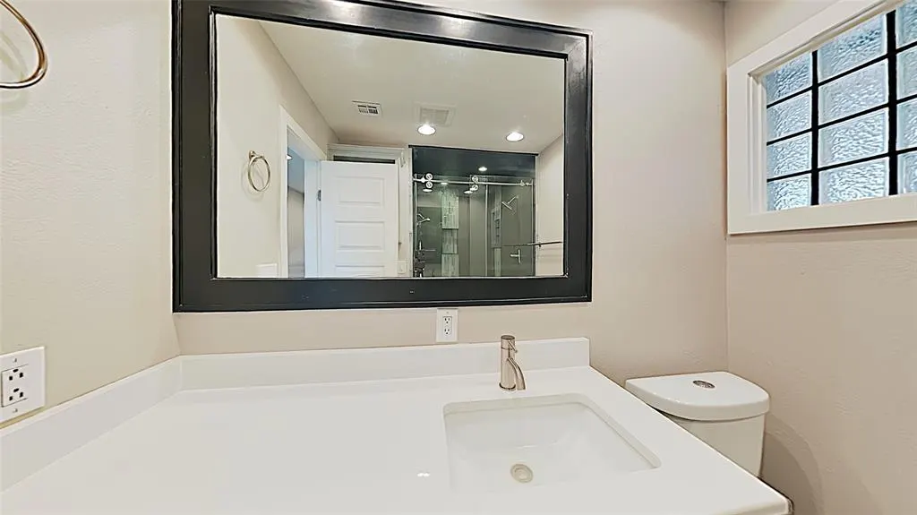 Photo 17 — 6228 N Grand Boulevard, Oklahoma City, OK 73112