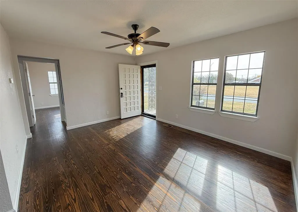 Photo 4 — 203 W Dale Street, Norman, OK 73069