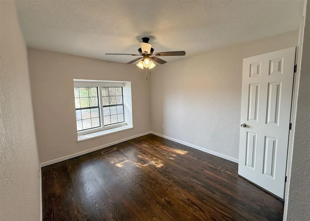 Photo 8 — 203 W Dale Street, Norman, OK 73069