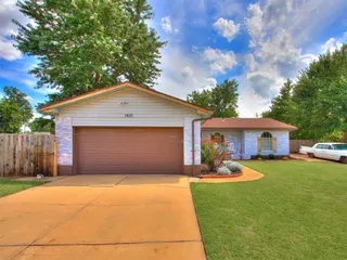Sold home at 1621 Park Avenue
