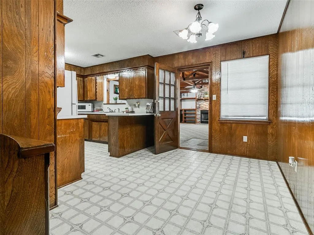Photo 10 — 1015 Circle Drive, Stroud, OK 74079