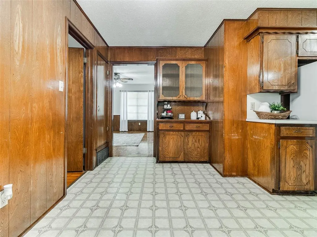 Photo 13 — 1015 Circle Drive, Stroud, OK 74079