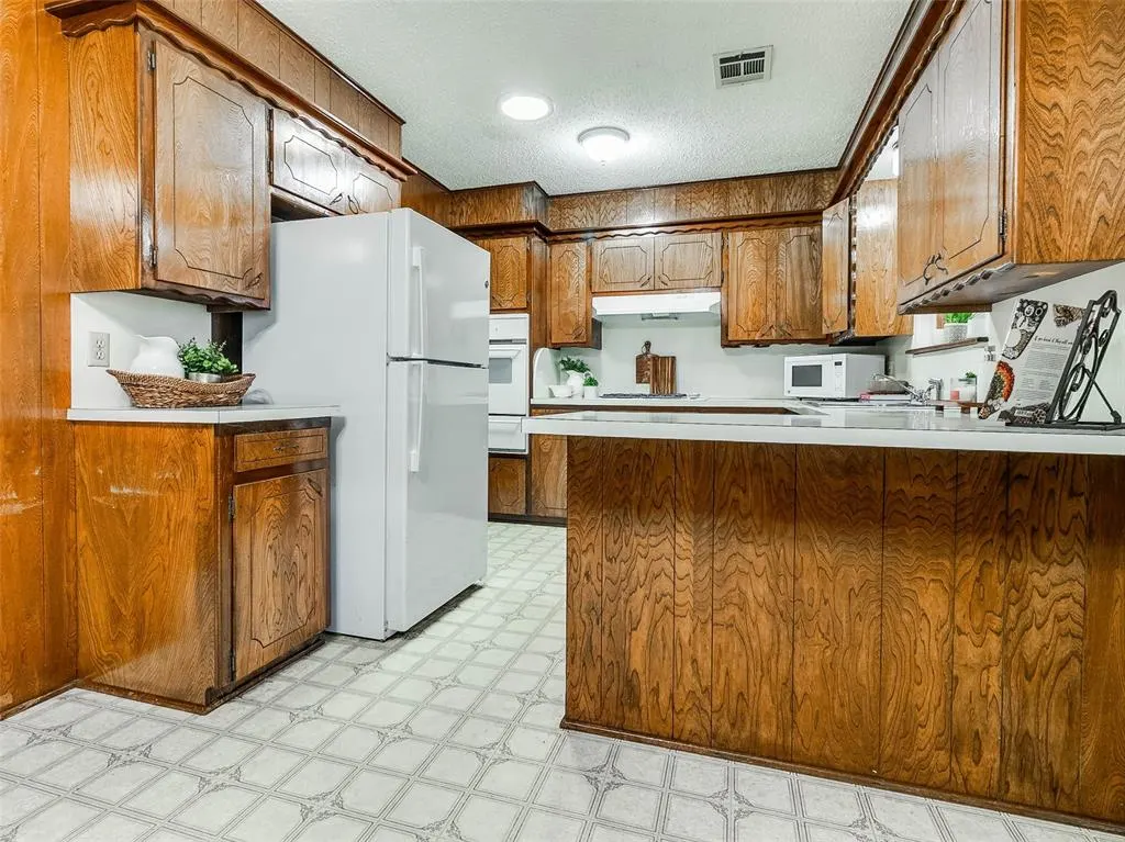 Photo 14 — 1015 Circle Drive, Stroud, OK 74079