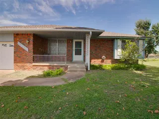 Sold home at 1015 Circle Drive