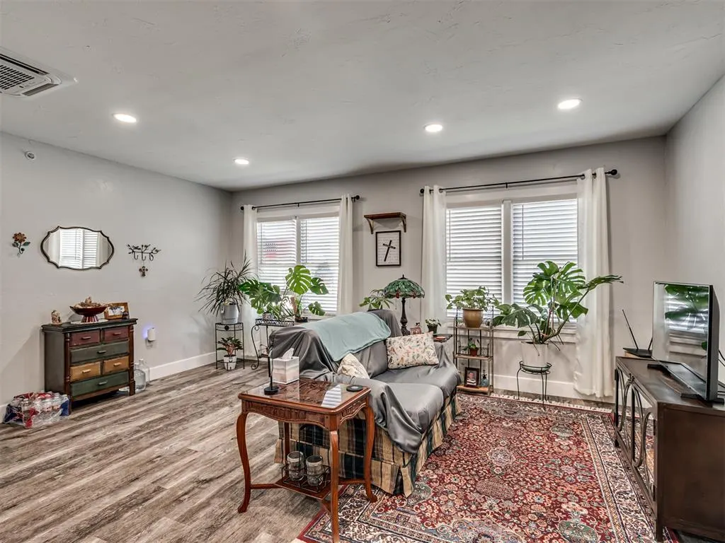 Photo 7 — 418 W WADE Street, El Reno, OK 73036